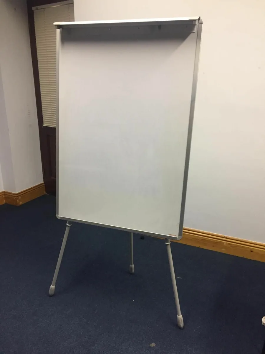 Flipchart/Whiteboard/Telescopic/Magnetic - Image 1