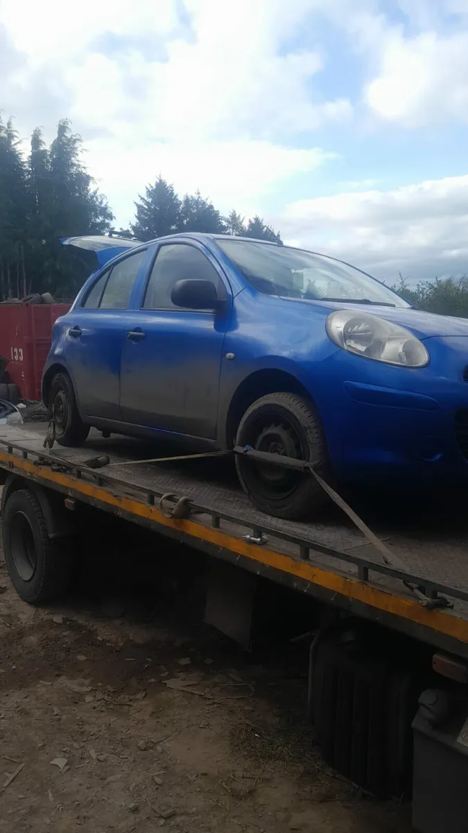 Breaking 2012 nissan micra k12 - Image 2