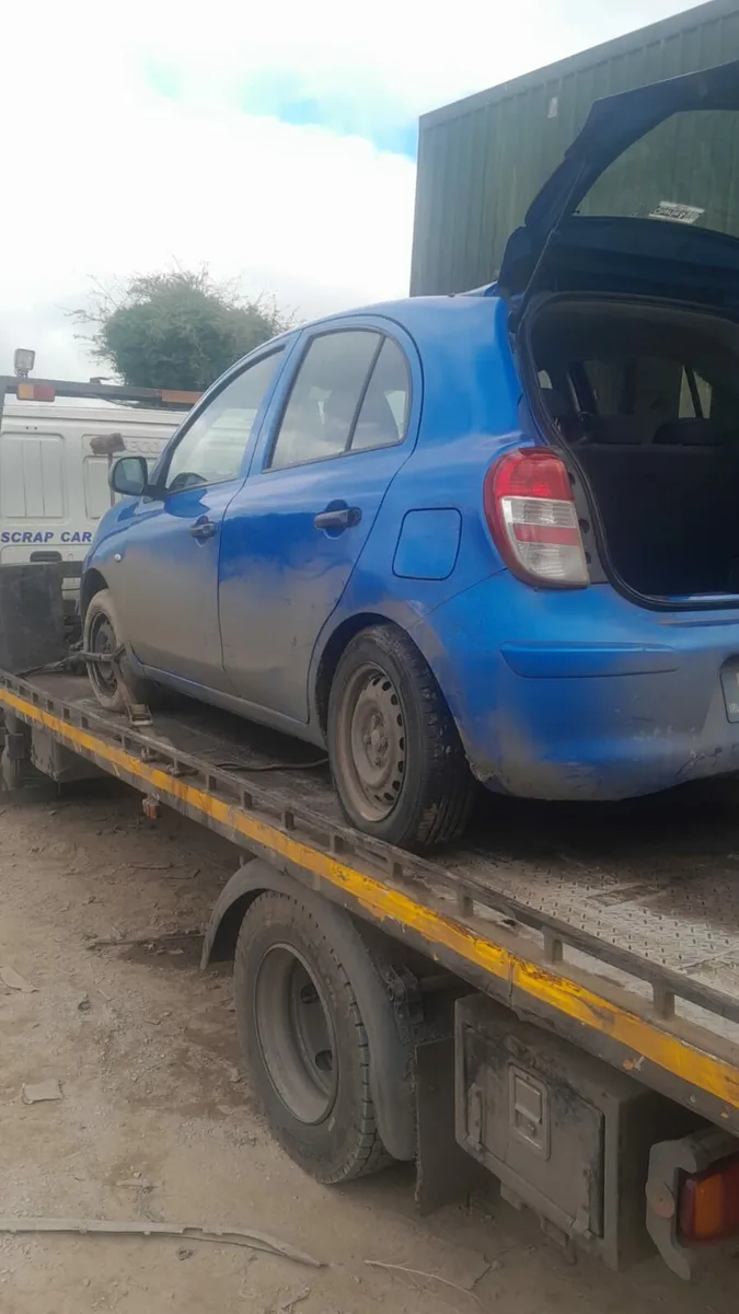 Breaking 2012 nissan micra k12 - Image 3