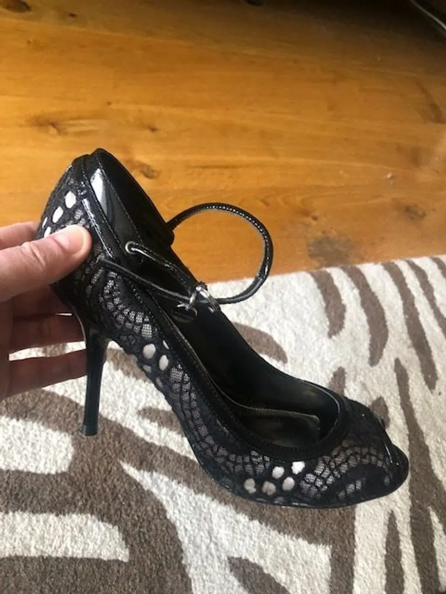 Karen millen shoes deals