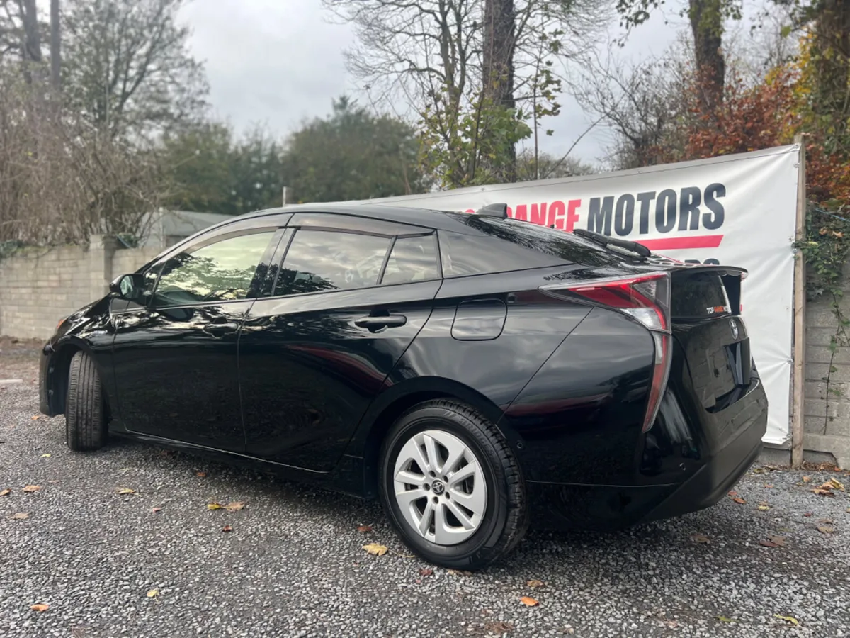 Toyota Prius 16 *Auto parking * - Image 4