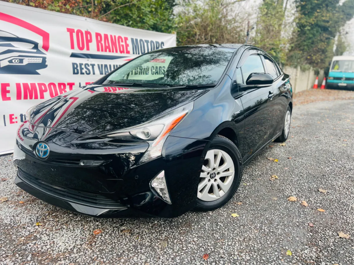 Toyota Prius 16 *Auto parking * - Image 2