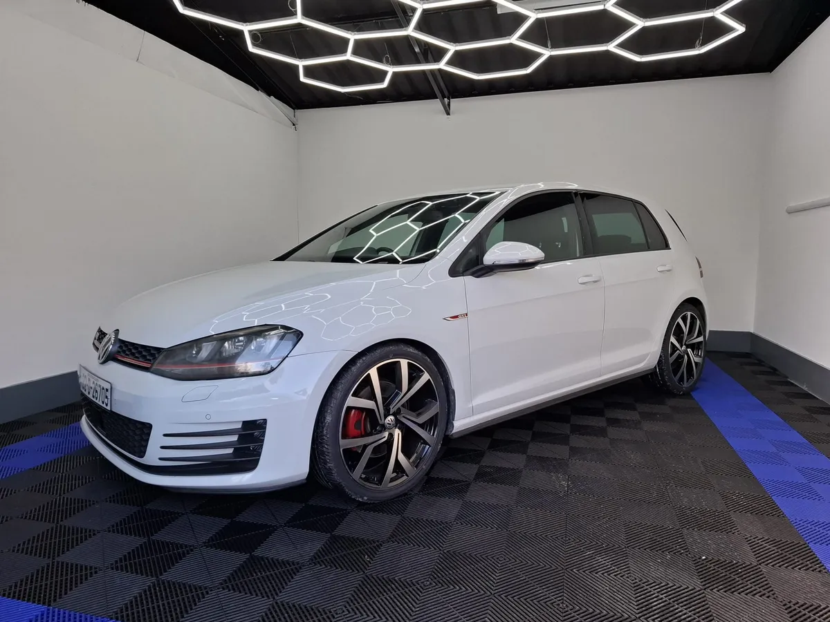 2013 Volkswagen Golf 2.0 GTI - Image 3