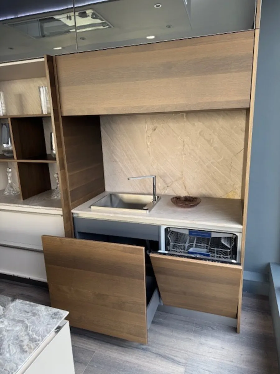 Kitchen - **33% discounted or nearest offer** - Image 3