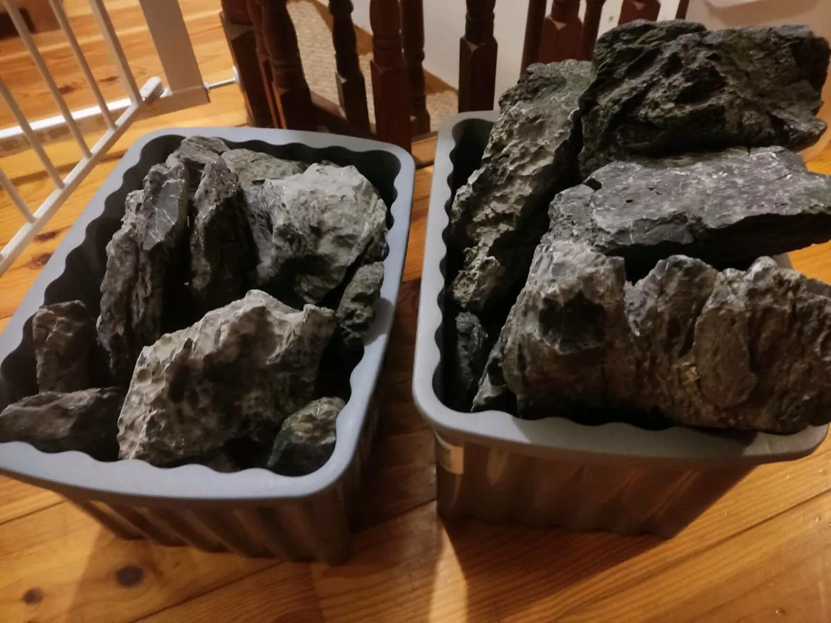 Aquarium rocks - Image 1