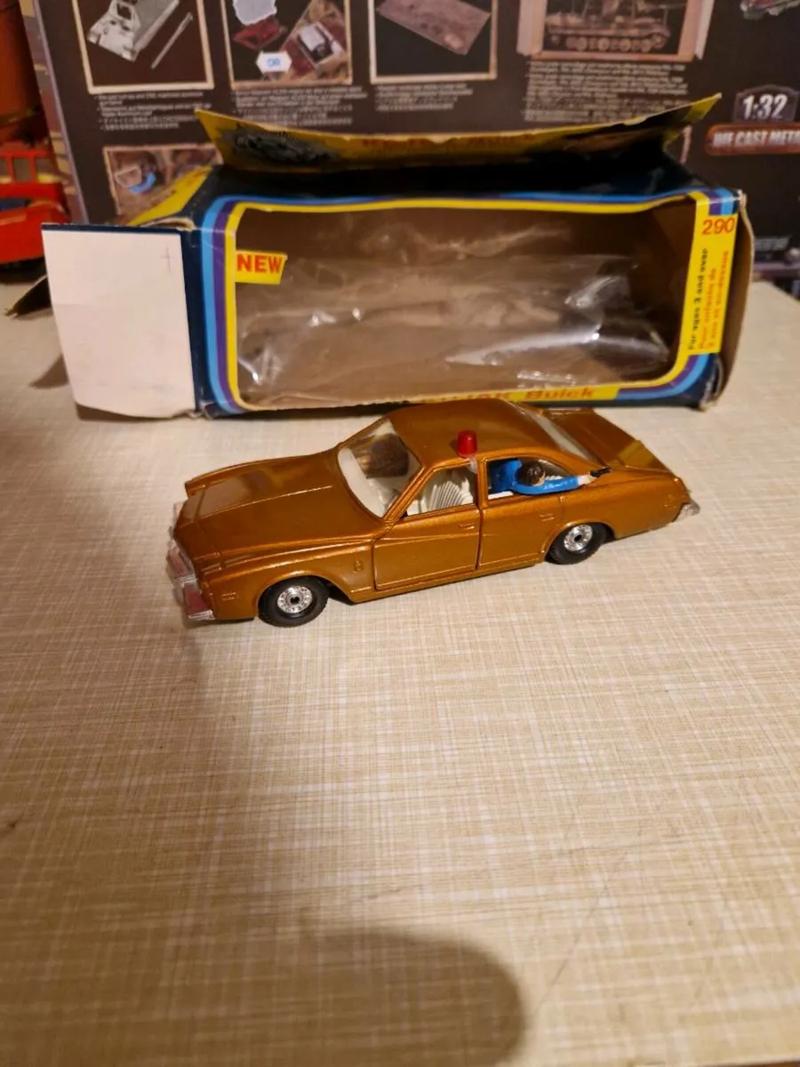 Corgi kojak car deals