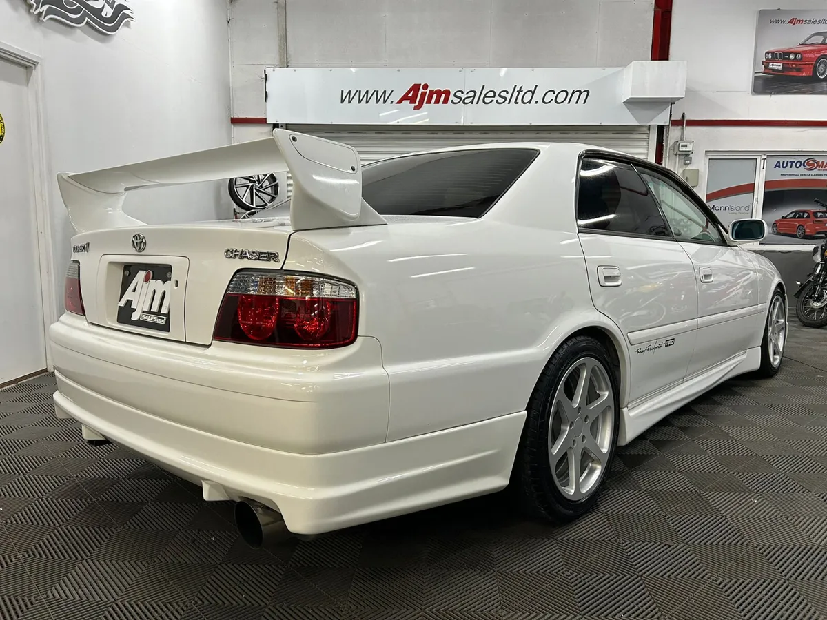 2001 Toyota Chaser Tourer V TRD Sport - Image 2