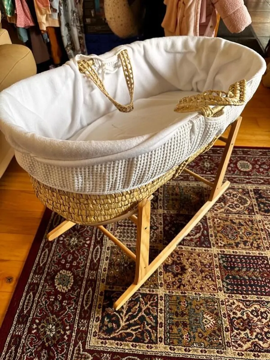 Clair de Lune Moses Basket with Rocker Base - Image 1