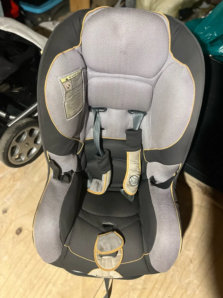 Car seat **TAKING OFFERS** - Image 2