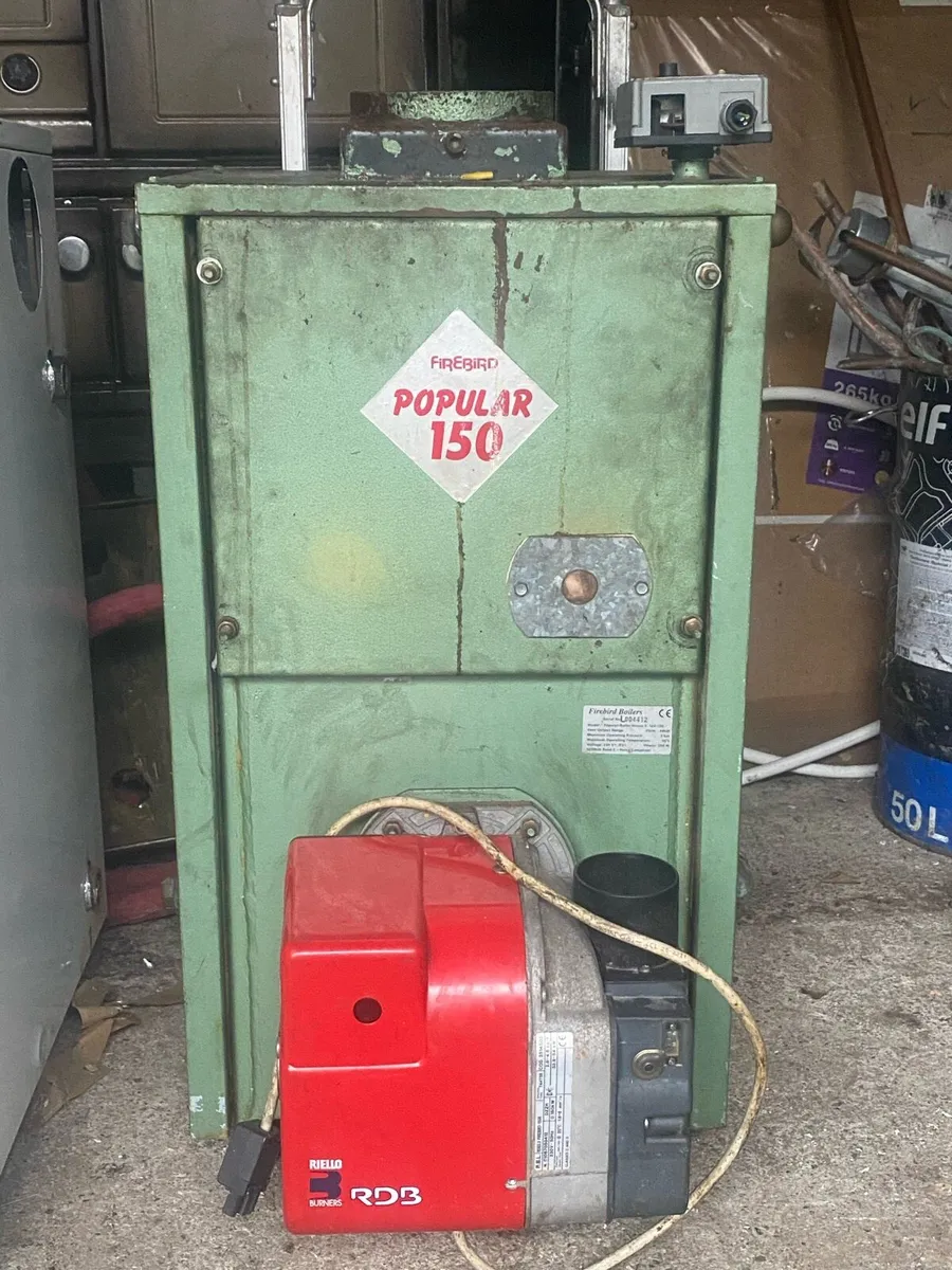 Selection of oil boilers - Image 1