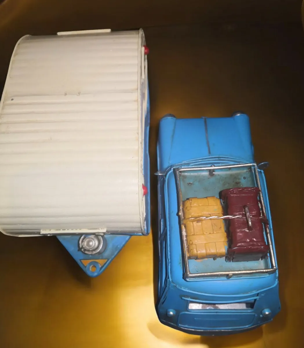 Handmade detailed tin caravan and mini car - Image 2