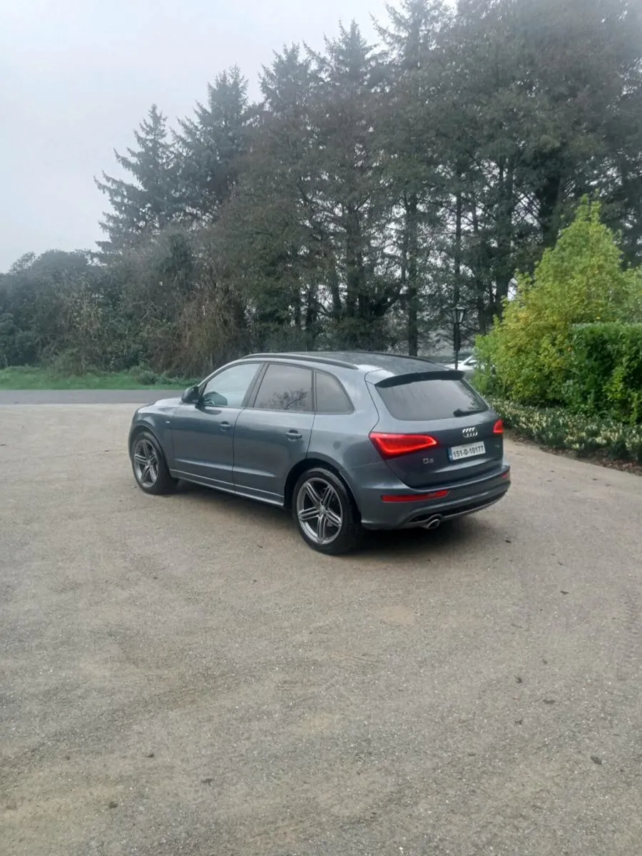 Audi Q5 Sline Black Edition - Image 2