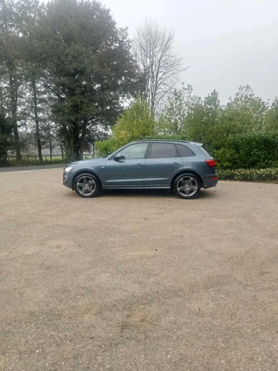 Audi Q5 Sline Black Edition - Image 4