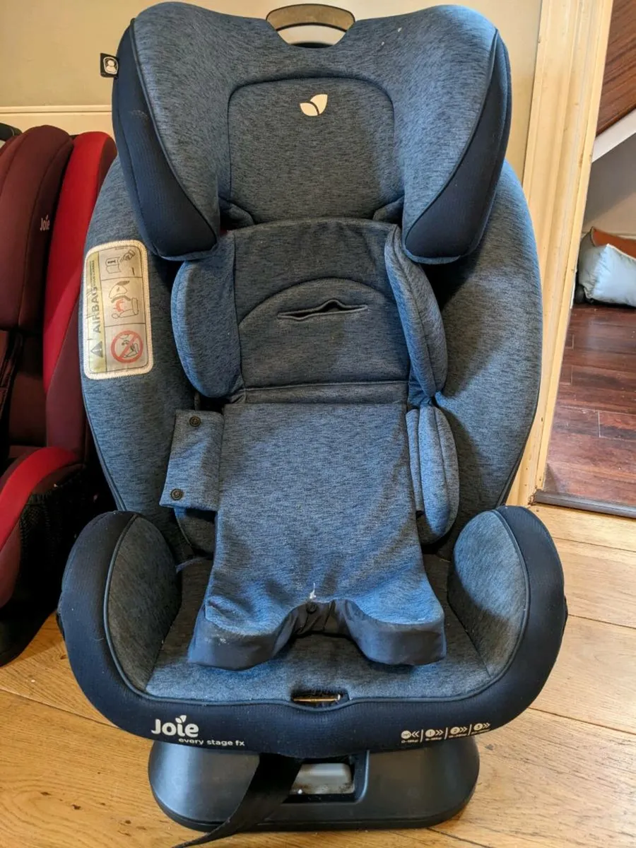 Joie everystage fx - car seat - Image 1