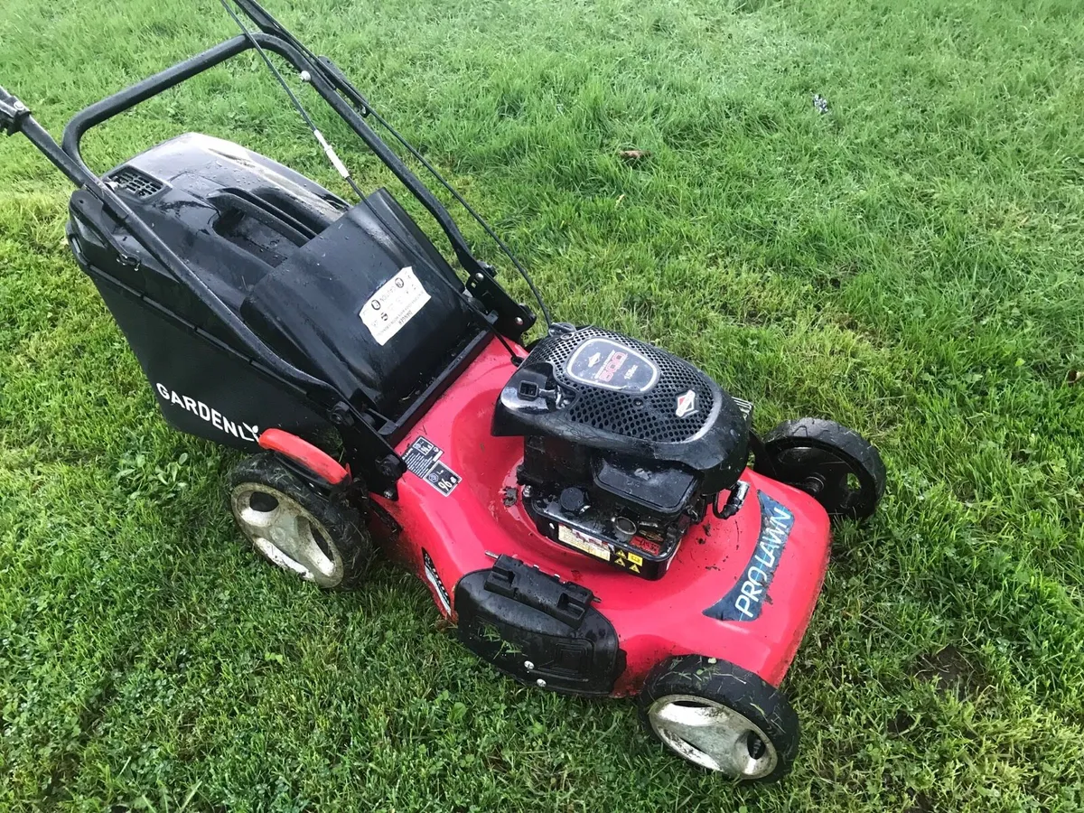 Pro lawn self Drive lawnmower - Image 1