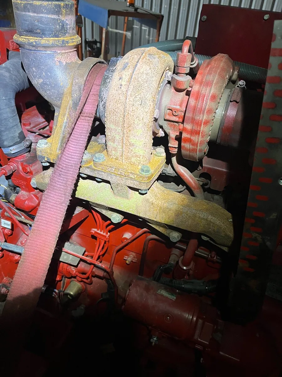 John Deer engine parts - Image 2
