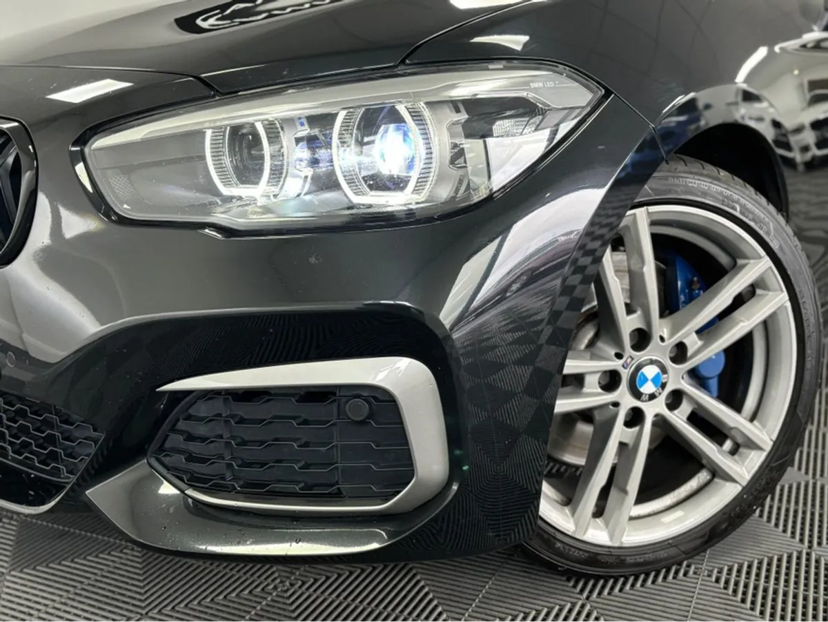 BMW 1 Series BMW M140i M Sport Shadow Edition 5DR - Image 3