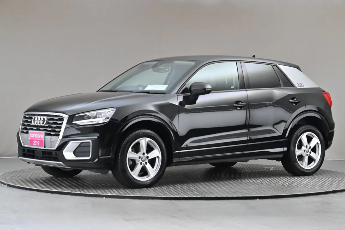 Audi Q2 1.0 Tfsi S-tronic 115BHP  reverse Cam par - Image 4