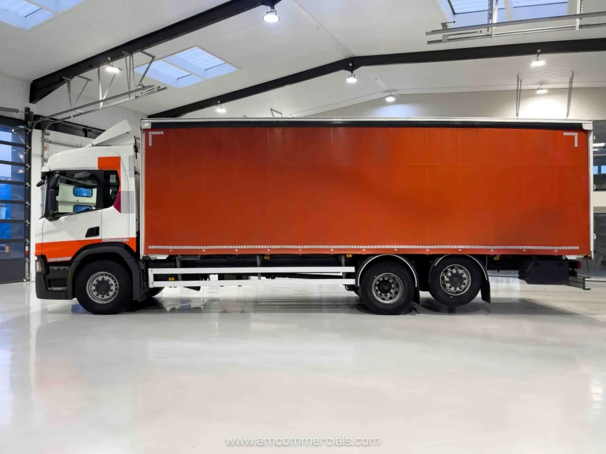 2019 (69) SCANIA P320 CURTAIN SIDE 6X2 REARLIFT 26 - Image 4