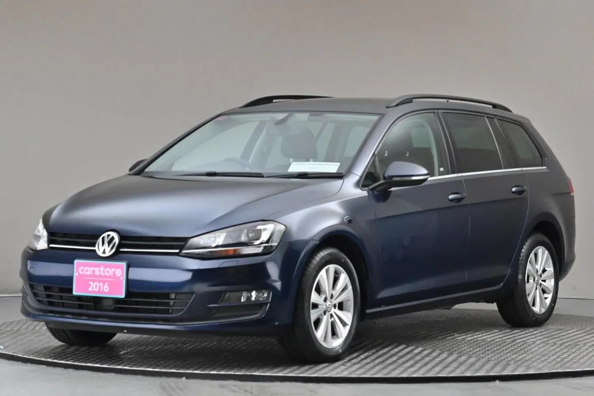Volkswagen Golf 1.2 TSI DSG Variant  reverse Came - Image 3