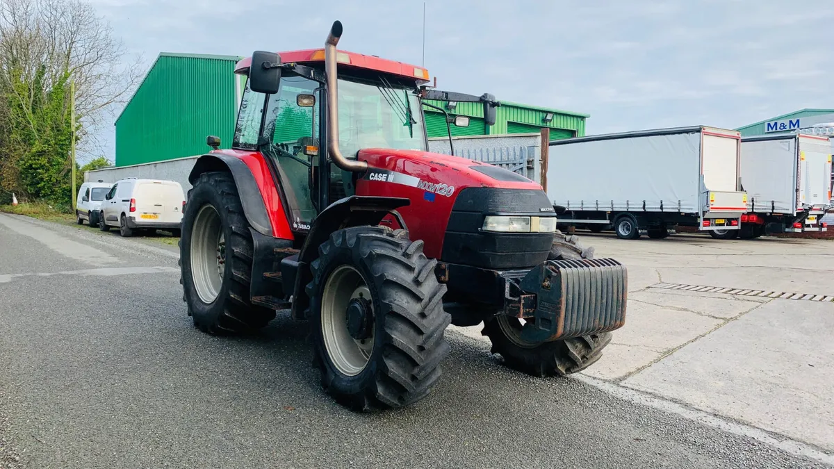 2004 Case IH MXM120 , 40km Box 4 wheel Drive - Image 1