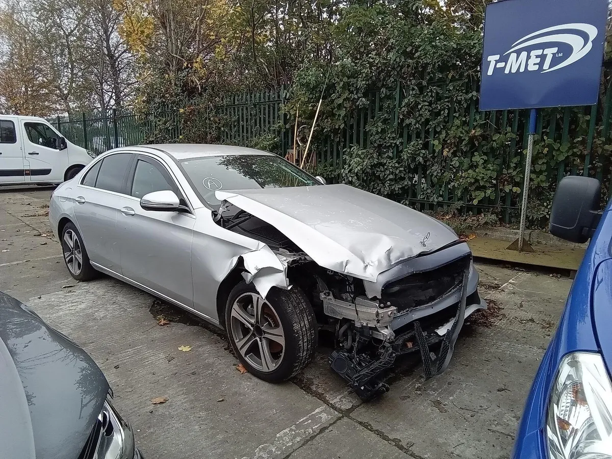 2018 MERCEDES E CLASS BREAKING FOR PARTS - Image 4