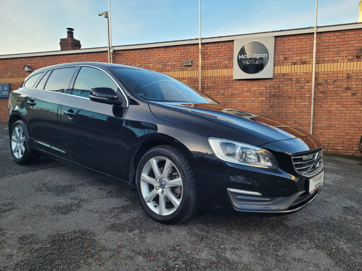 2016 Volvo V60 SE LUX Auto 2.0 Diesel Automatic - Image 2