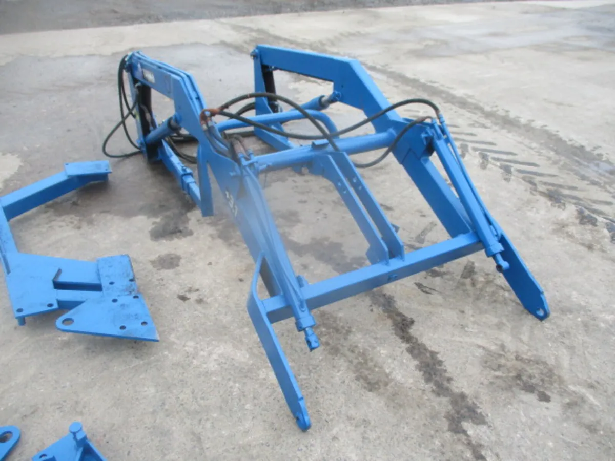 Trima Loader To Suit Fiat 100-90 or 110-90 - Image 3