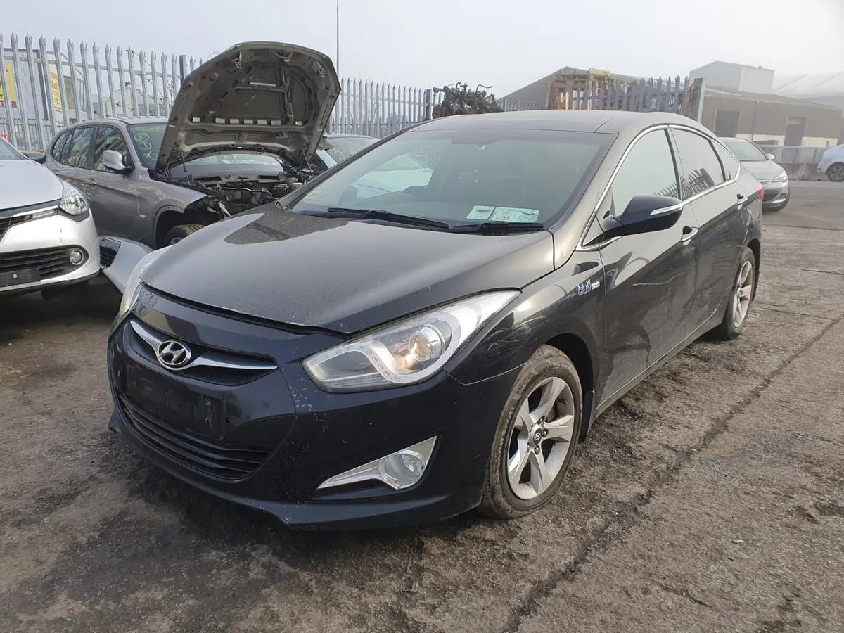 13 HYUNDAI I40  1.7 CRDI FOR BREAKING - Image 1