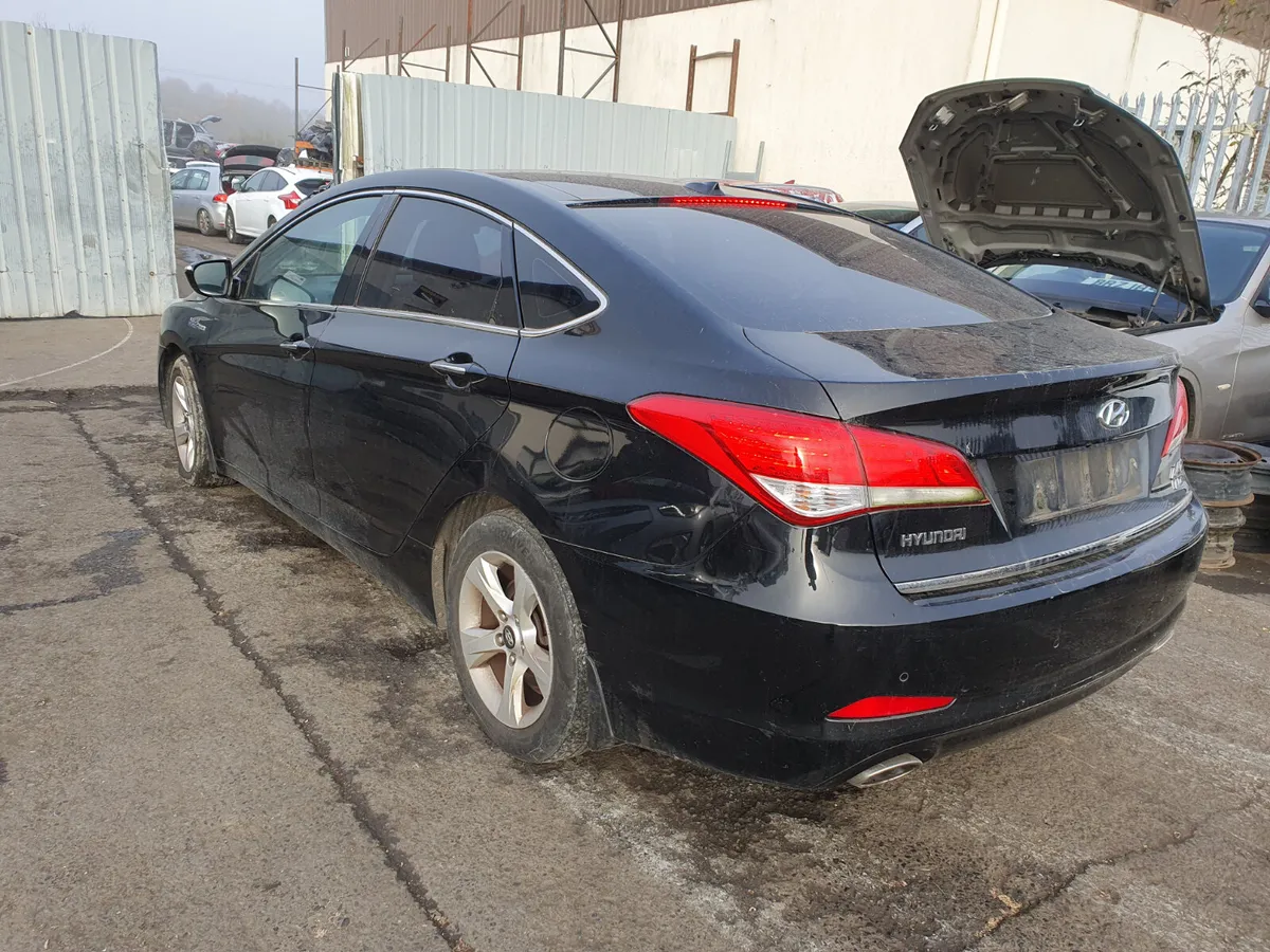 13 HYUNDAI I40  1.7 CRDI FOR BREAKING - Image 4