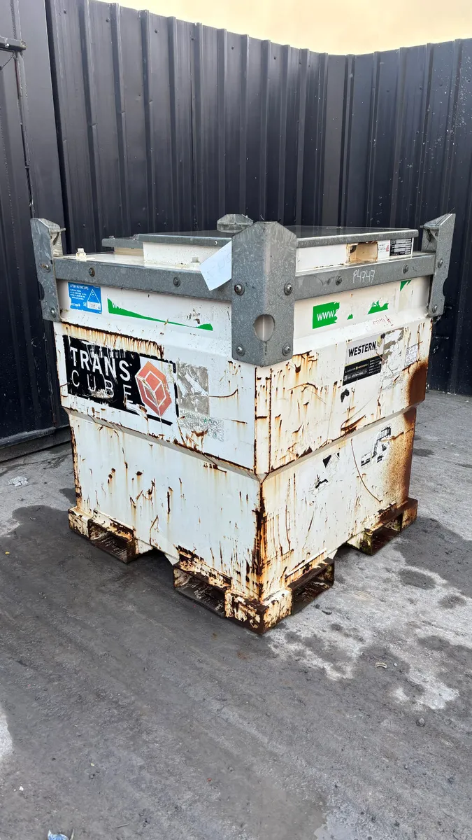 910L Western Transcube Fuel Tank - Image 1