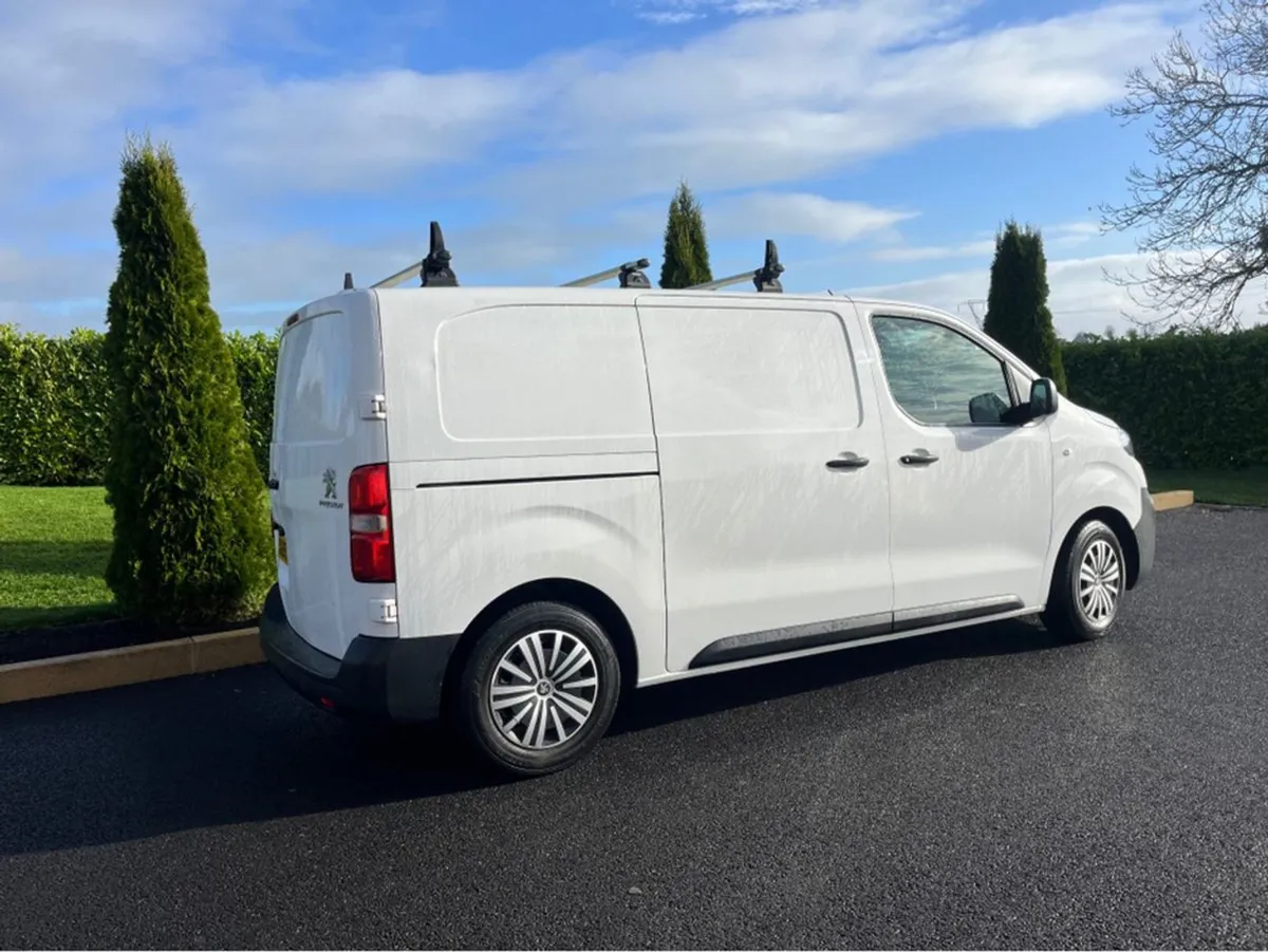 Peugeot Expert Active Standard 1.6 Blue HDI 9 - Image 4