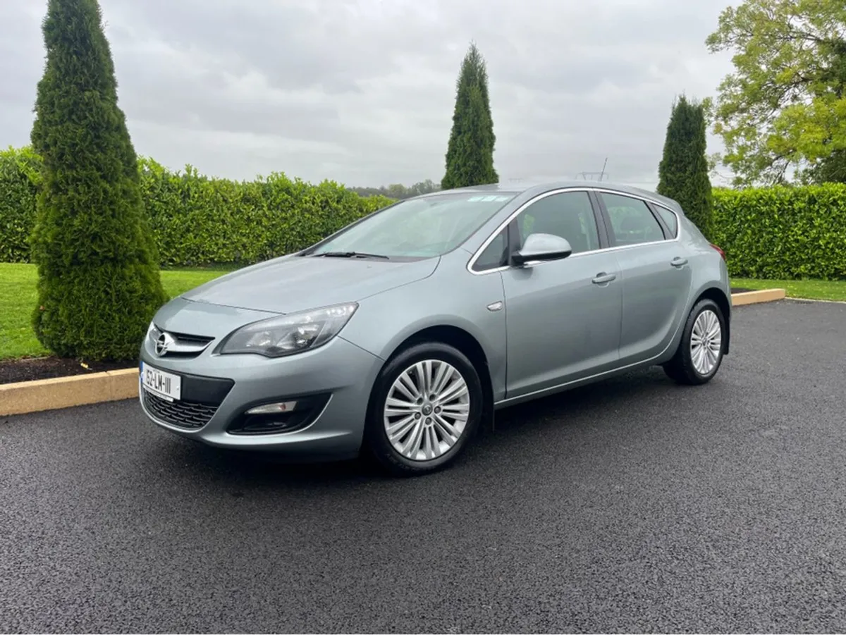 Opel Astra Excite 1.6 Cdti 110PS ECO 5DR - Image 2