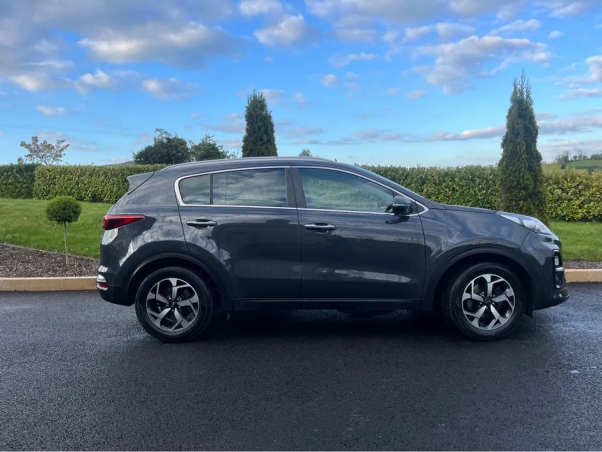 Kia Sportage 2 Crdi ISG Mhev - Image 2