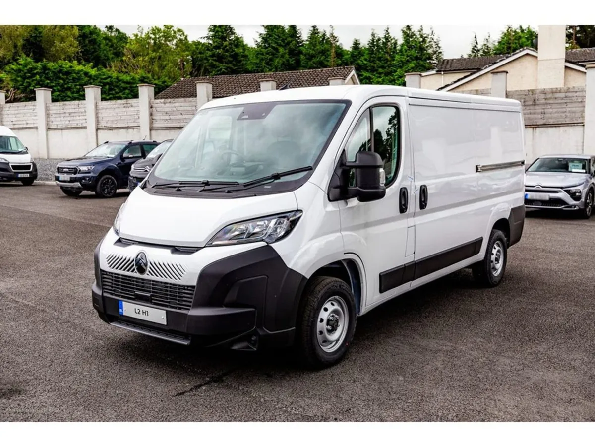Citroen Relay 33 L2h1 2.2 Diesel 120HP - Reversin - Image 3