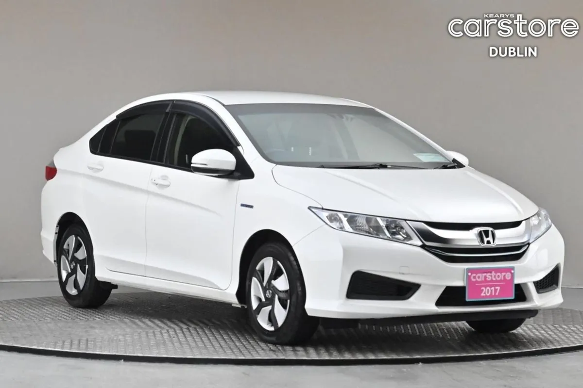 Honda Grace 1.5 Hybrid 4DR Auto  low Mileage reve - Image 1