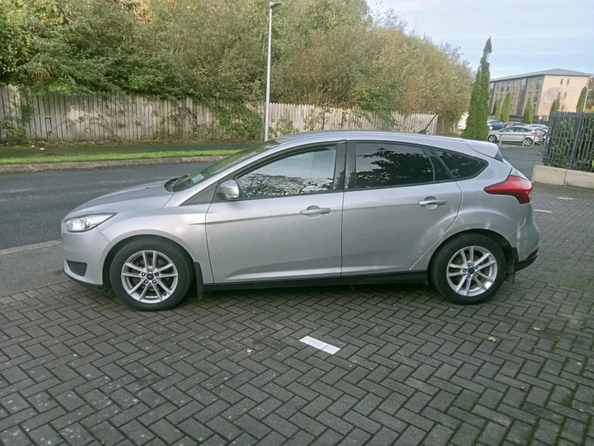 172  ford focus  one owner 1.5TD CVRT 2/25 TAXED - Image 3