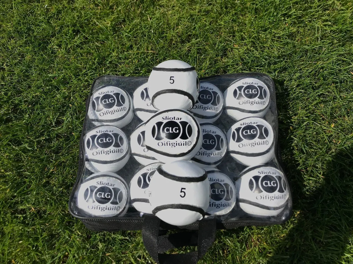 Sliotars Size 5 White/Hurley/Hurling/ Sale - Image 1