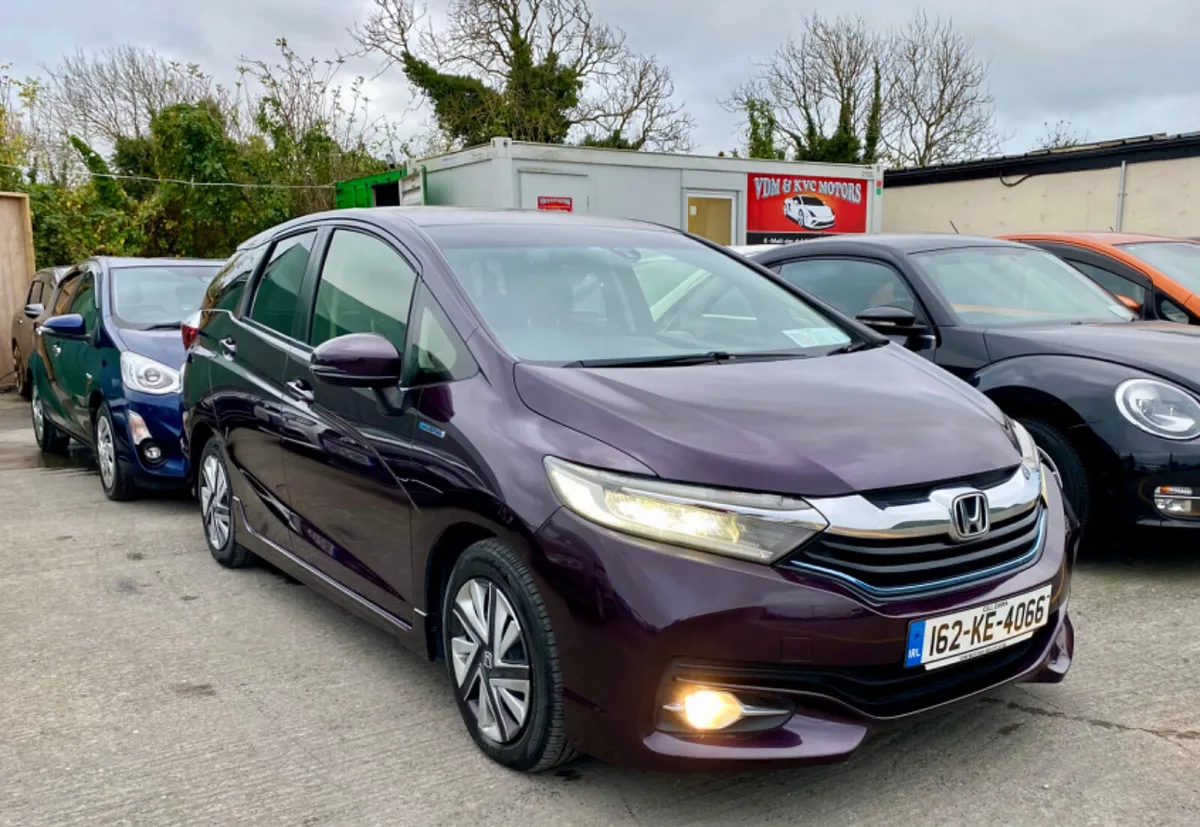 HONDA SHUTTLE 2016 (1.5, HYBRID, PURPLE CHAMELEON) - Image 1