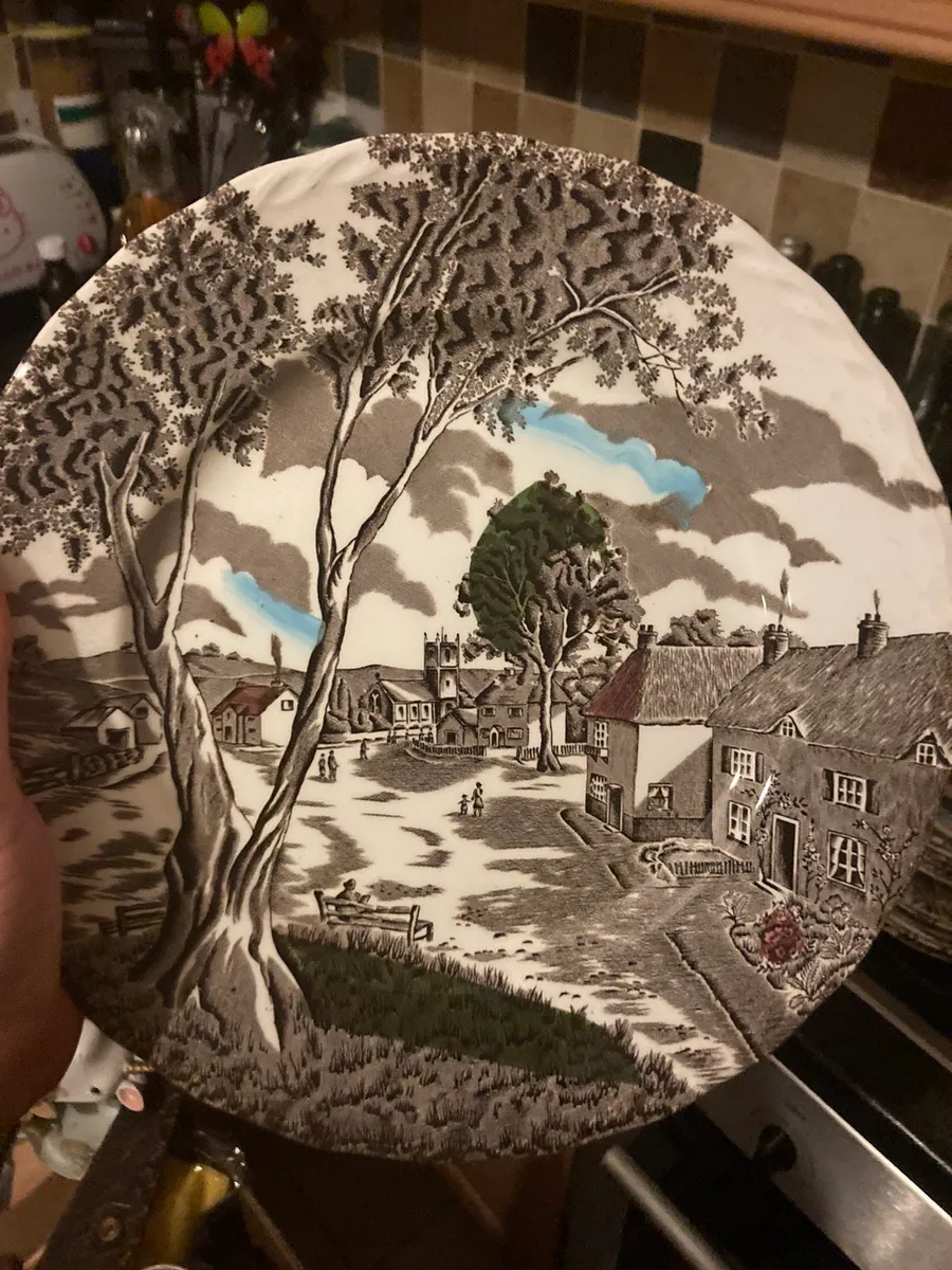 Dinner set Sunday morning w grindley free postage - Image 3