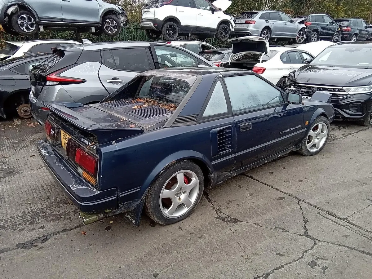 1988 TOYOTA MR2 BREAKING FOR PARTS - Image 4