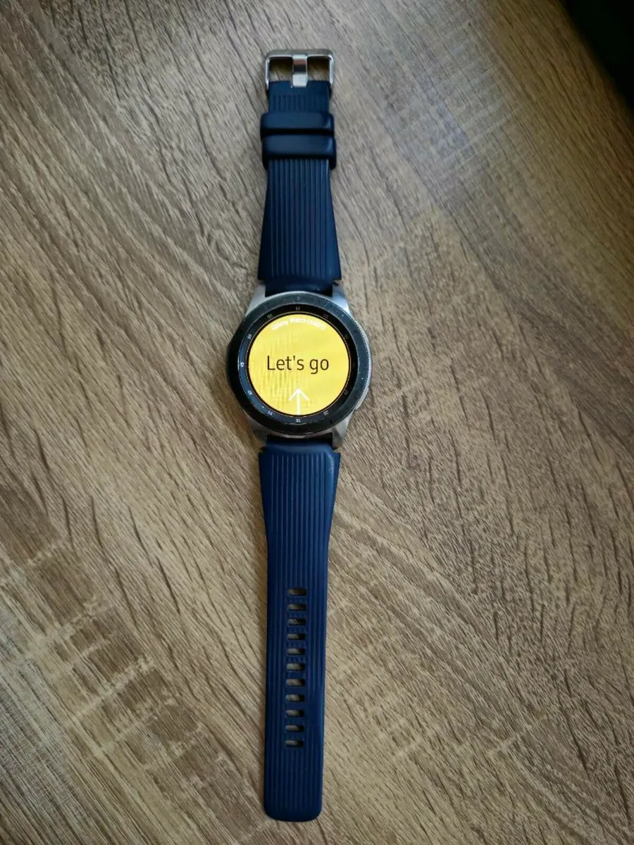 Samsung galaxy watch 46mm, with a charger - Image 1