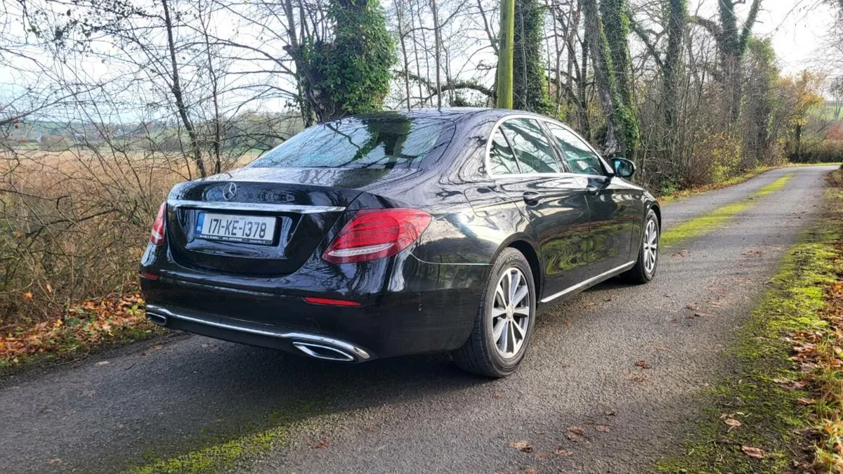2017 Mercedes E220 D Automatic - Image 2
