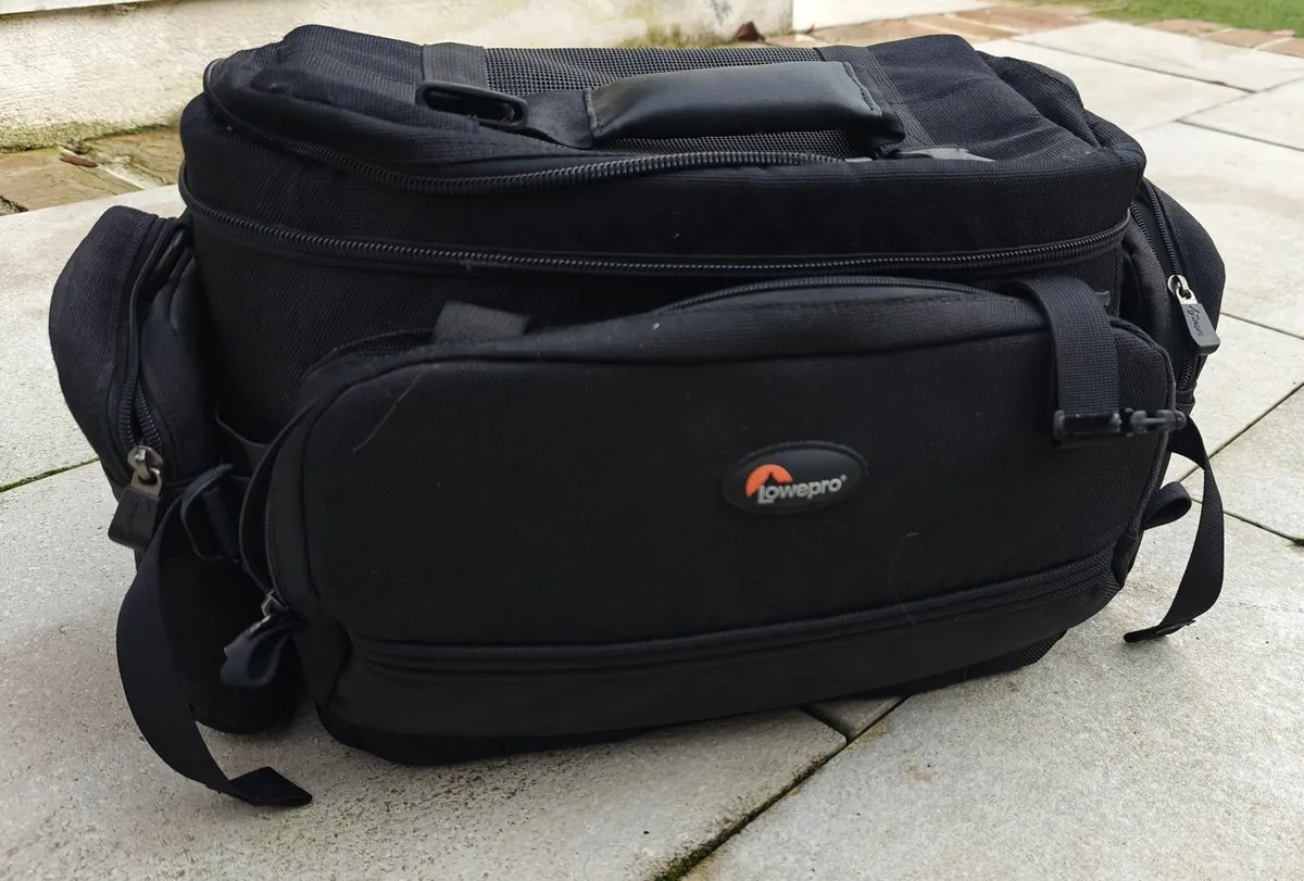 Lowepro lens camera bag Compact AW for sale in Co. Dublin for 10 on DoneDeal