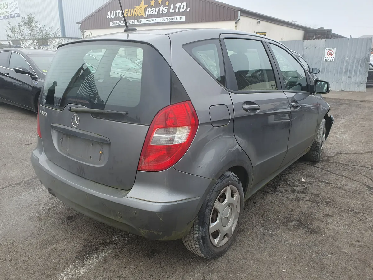 12 MERCEDES A-CLASS  1.5 P AUTO FOR BREAKING - Image 4