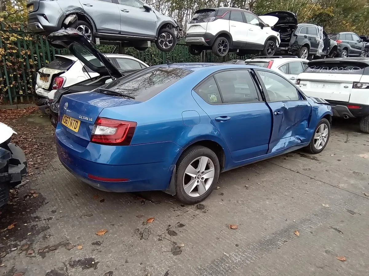 2017 SKODA OCTAVIA BREAKING FOR PARTS - Image 3