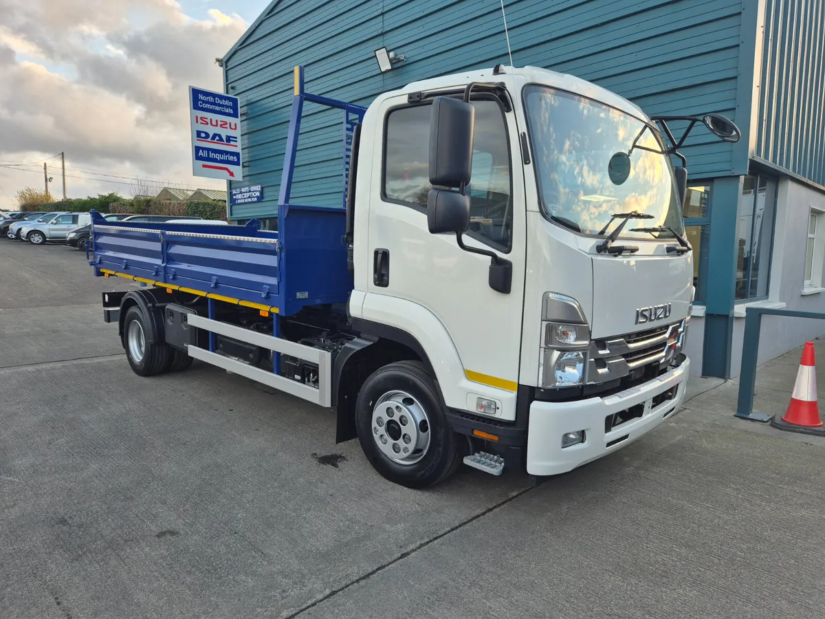 NEW ISUZU FFR 11 TON TIPPER - Image 1