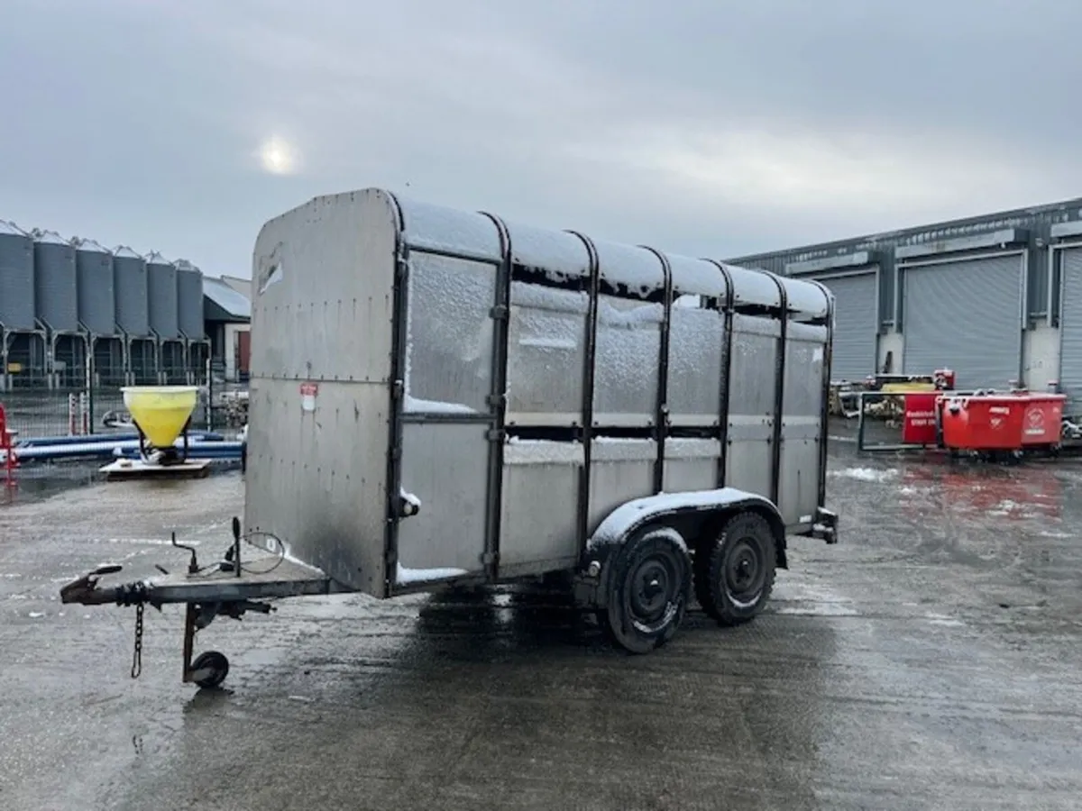 Ifor Williams 12ft livestock trailer - Image 2