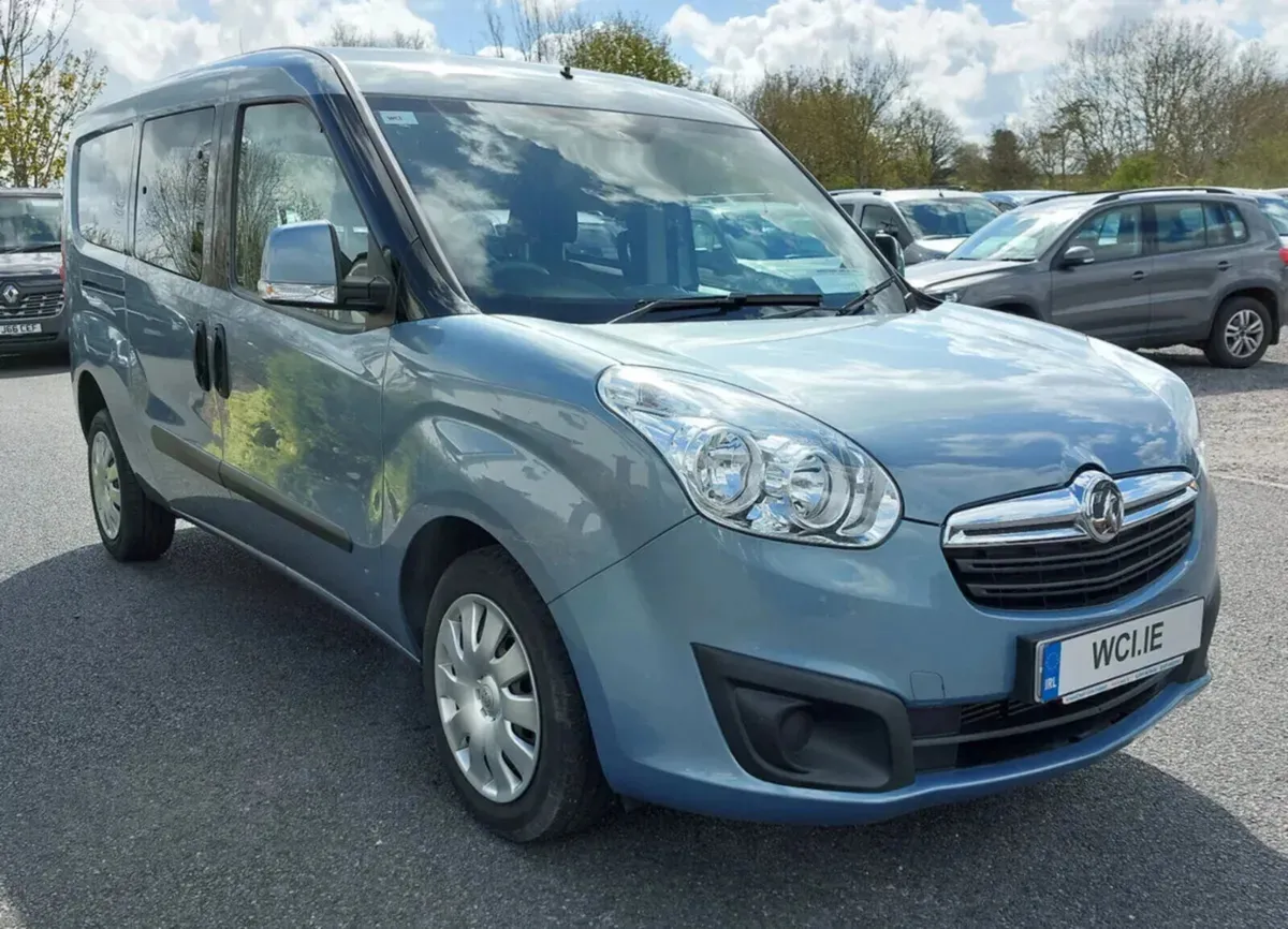 Wheelchair Car Vauxhall Combo - Image 3