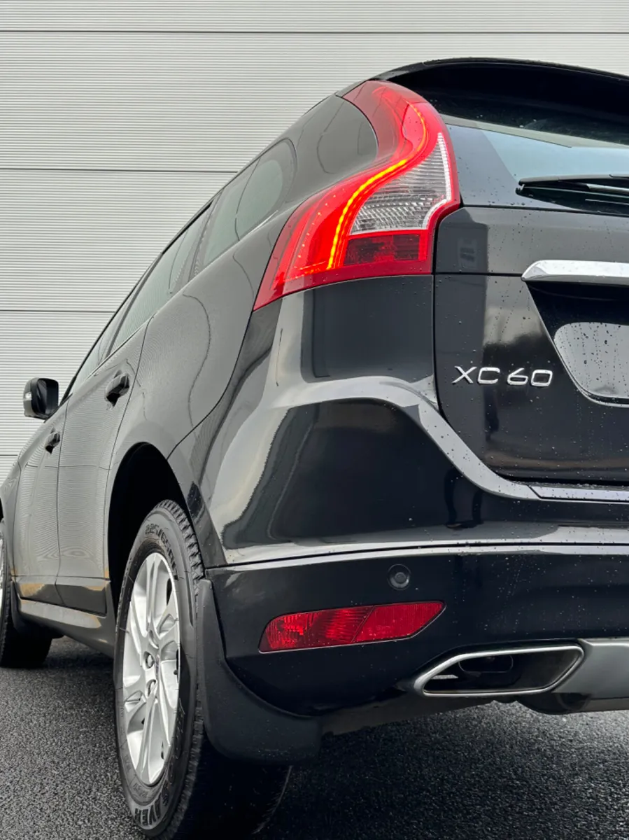 Volvo XC60 - Image 4